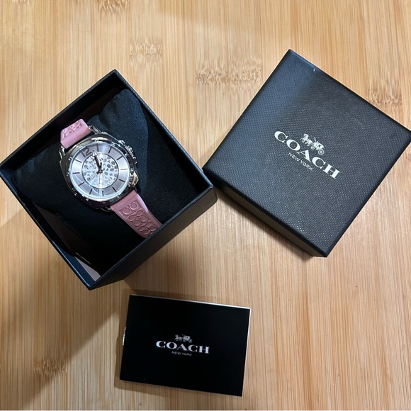 Coach Boyfriend Watch With 34mm Silver Face & Pink Silicone Band - Picture 6 of 7